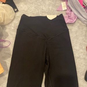Criss cross waist leggings